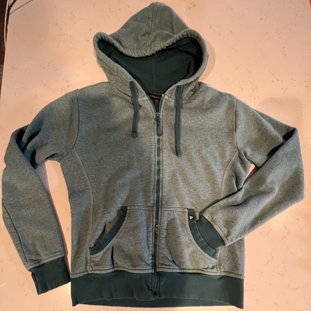 Pact organic cotton sweatshirt
